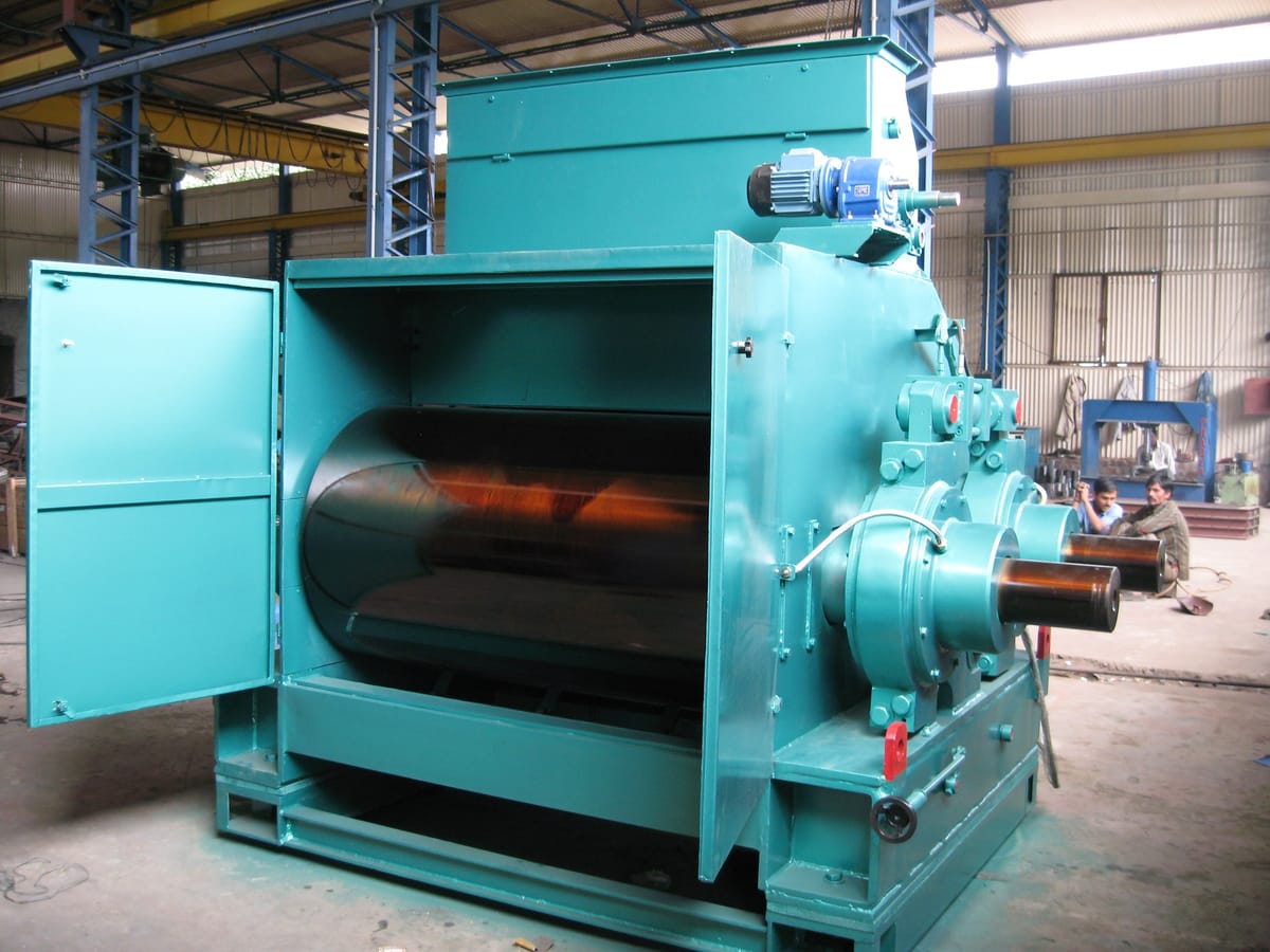 800x1500mm flaker machine model — larger roll sizes support higher throughput lines